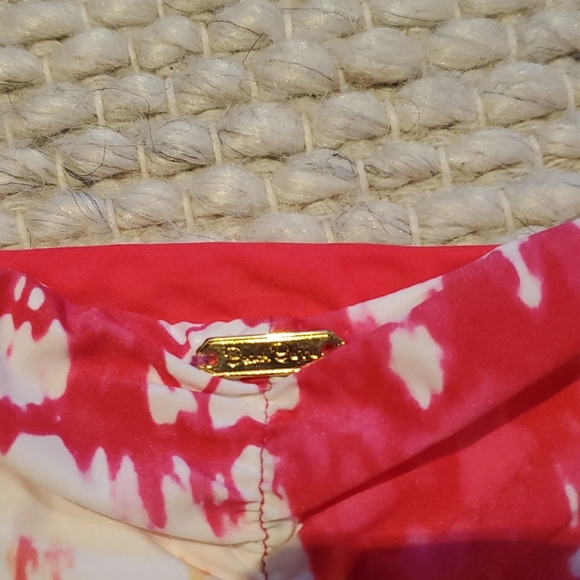 Beach Bunny Pink Tye Dye swimsuit - size M - Picture 13 of 13